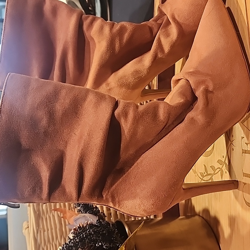 Chic Suede Slouch Boots in Pink - Picture 2 of 7